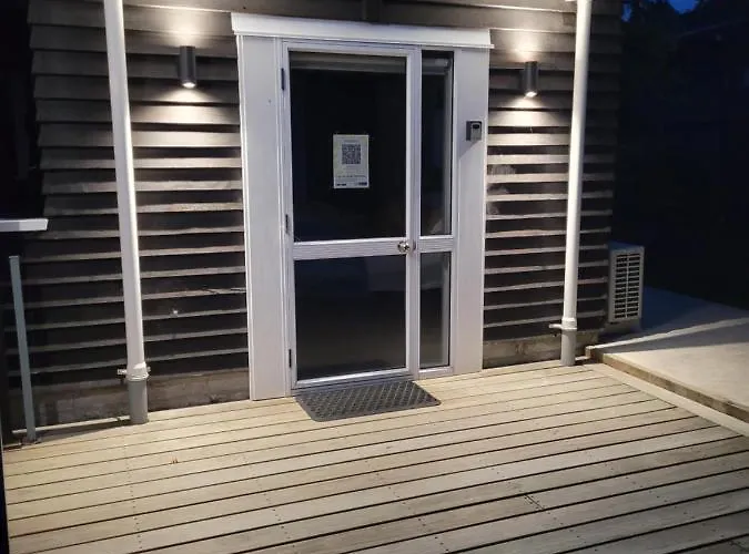 Sleepout Hideaway * Rotorua